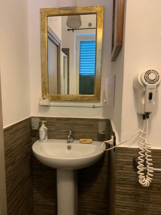 Mondello Room Ngoại thất bức ảnh